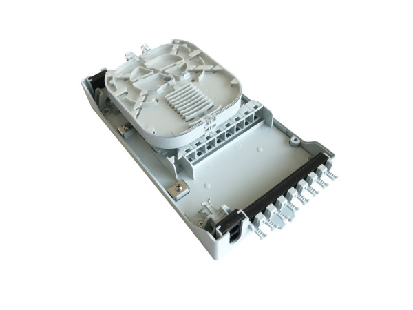 Коробка FTTH 8 портов для установки в распределительных щитах подъездов многоквартирных домов.